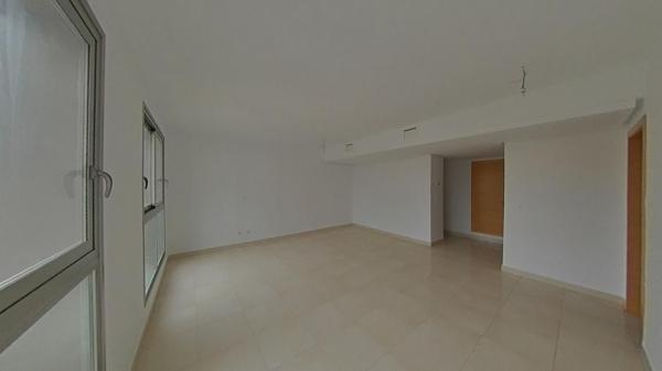 Продажа квартиры на Piso en Calle Vicente Alexandre, Benisaudet, Alicante / Alacant, Аликанте / Алакант
thumbnail 2