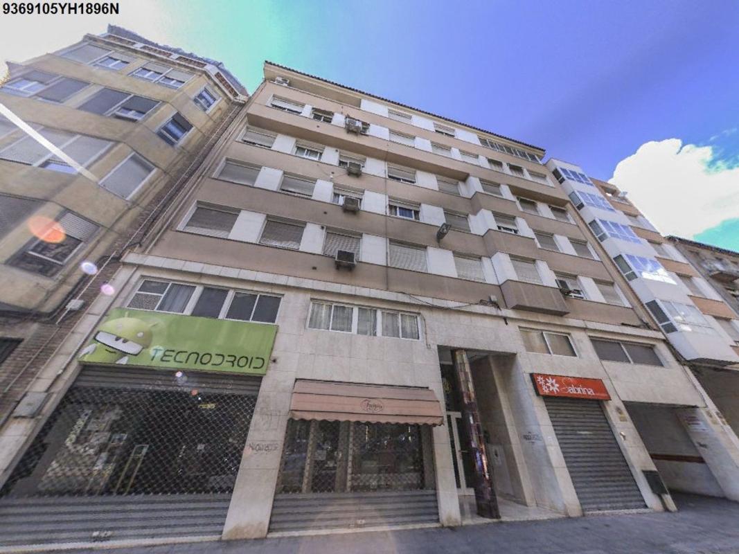 Sale of apartment in Piso en Calle Na Saurina d'Entença, Barri Eixample, Alcoy / Alcoi, Alcoy
photo 1