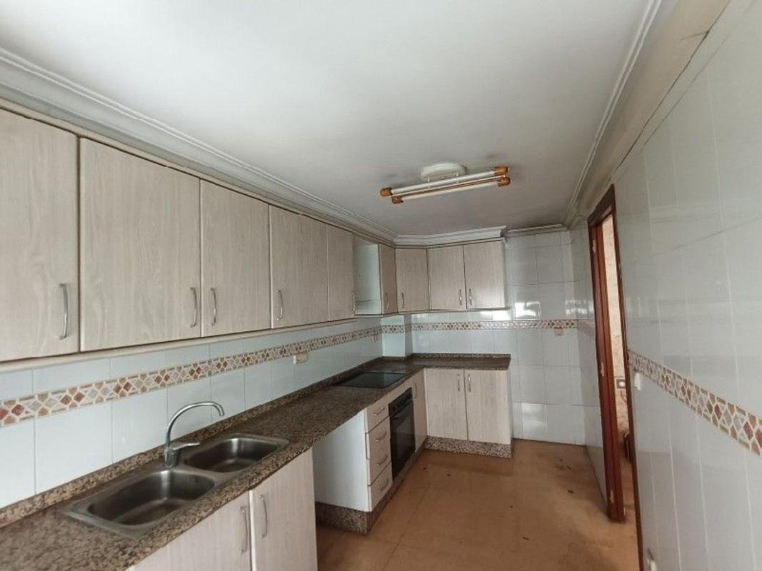 Sale of apartment in Piso en Calle Na Saurina d'Entença, Barri Eixample, Alcoy / Alcoi, Alcoy
photo 5