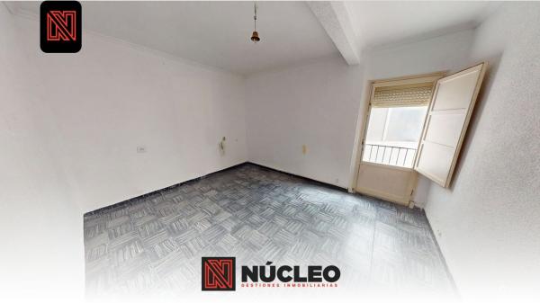 Продажа квартиры на Piso en Calle San Pablo, Carolinas Altas, Alicante / Alacant, Аликанте / Алакант
photo 1