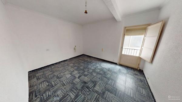 Продажа квартиры на Piso en Calle San Pablo, Carolinas Altas, Alicante / Alacant, Аликанте / Алакант
thumbnail 1