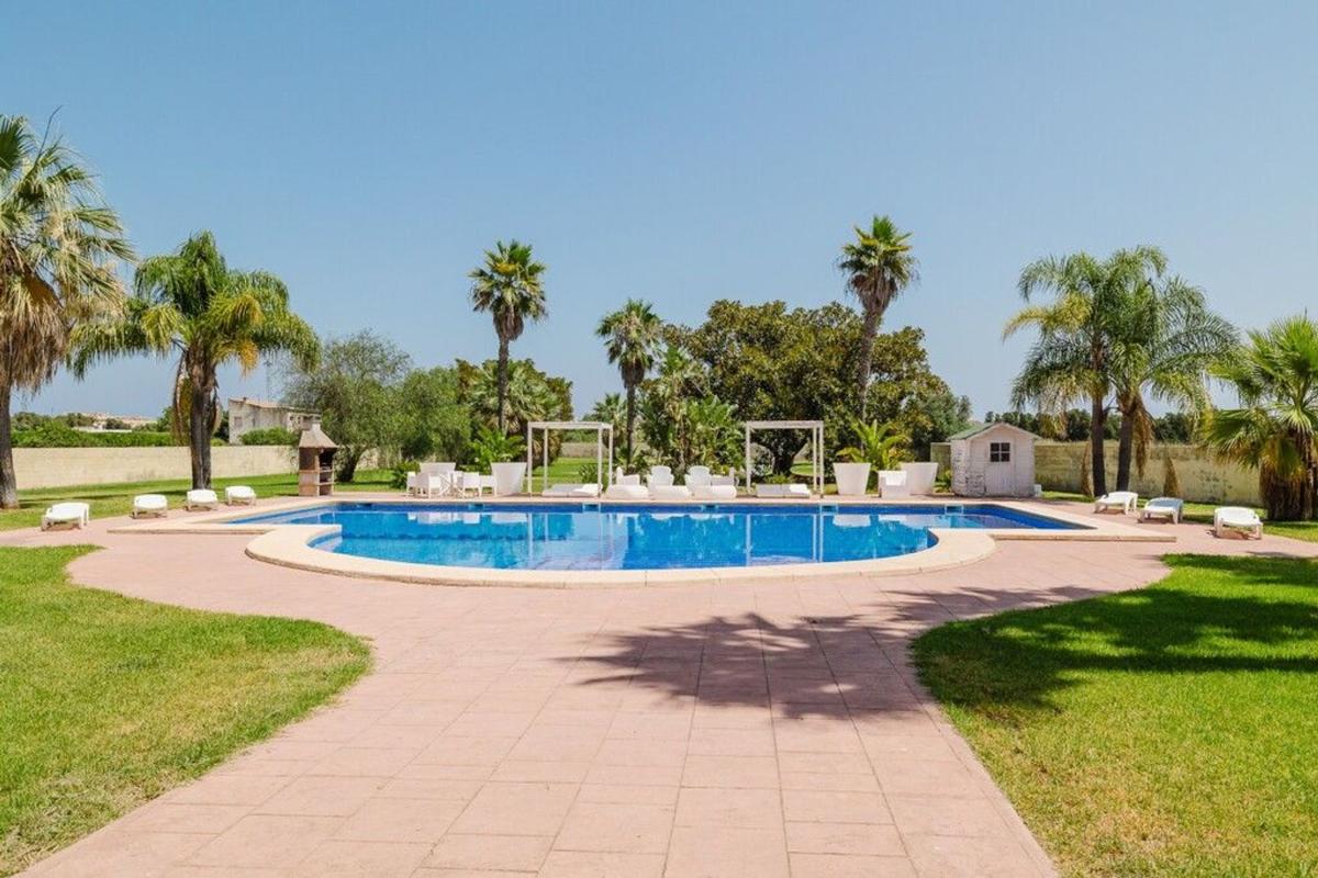 Properties for sale and rent in Spain photo 5