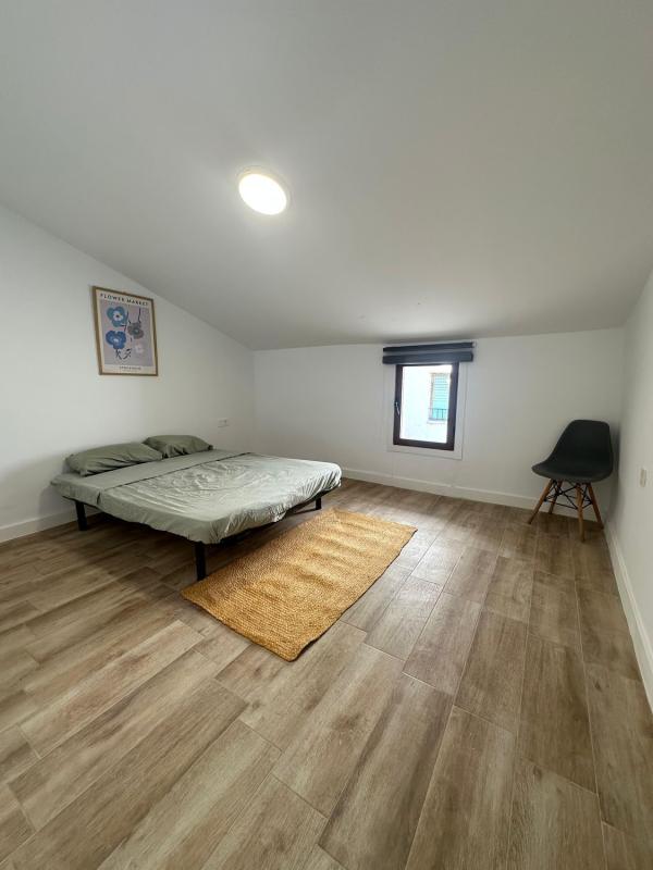 Properties for sale and rent in Spain photo 3