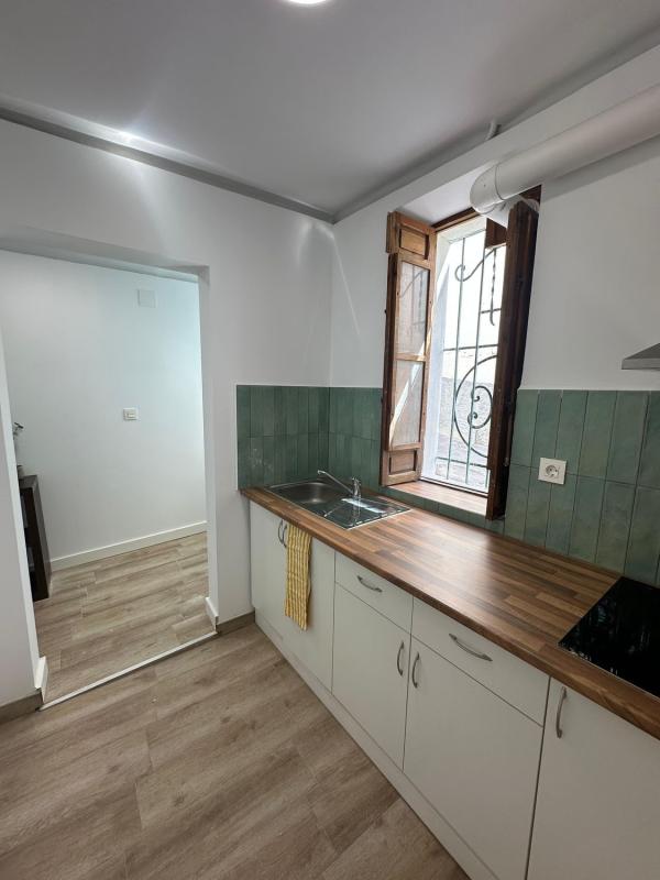 Properties for sale and rent in Spain photo 4