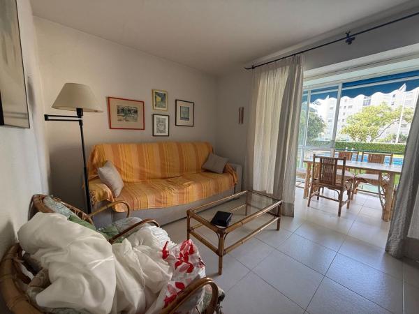 Продажа квартиры на Piso en Calle Santander, Playa de Poniente, Benidorm, Бенидорм
photo 1