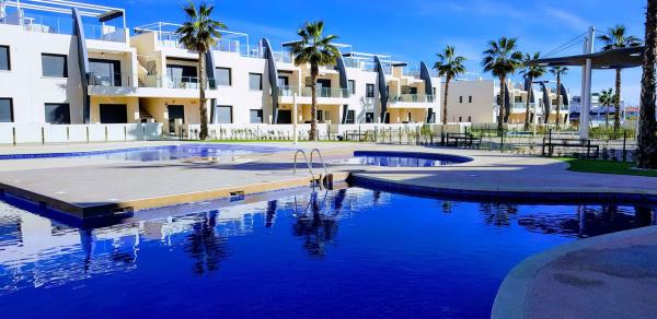 Chalet adosado en Avenida de Levante, Pueblo Latino, Pilar de la Horadada photo 1