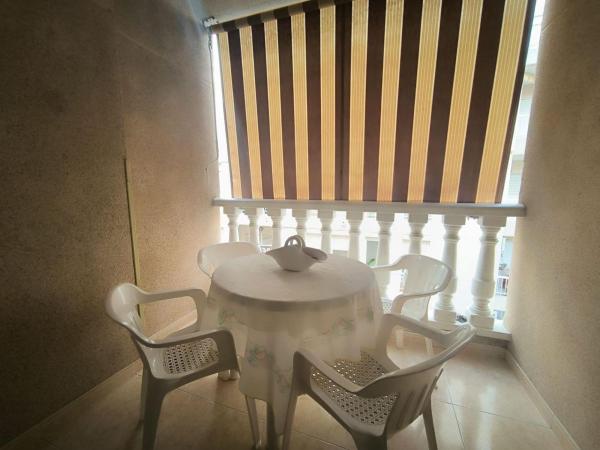 Продажа квартиры на Piso en Calle Beniajan, El Acequión, Torrevieja, Торревьеха
thumbnail 2