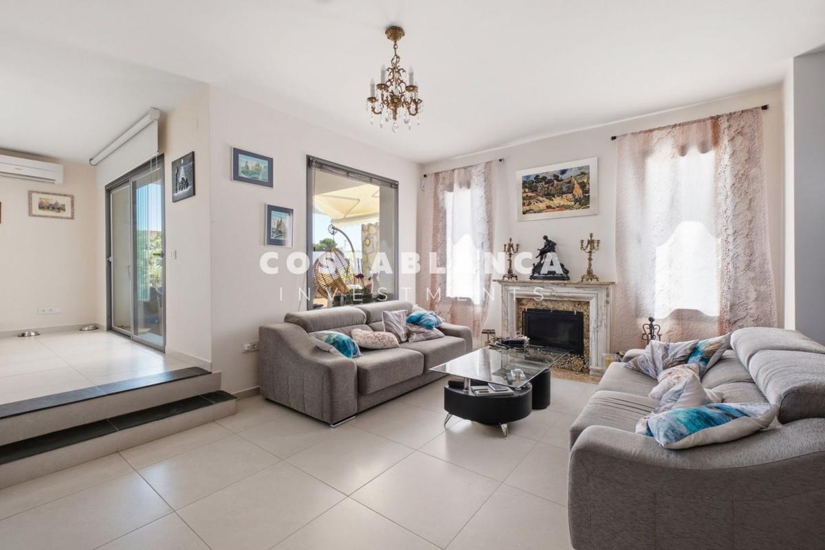 Sprzedaż niezależnego domku jednorodzinnego w Casa o chalet en Urbanización Gran Sol, Cometa-Carrió, Calpe, Kalpe photo 5