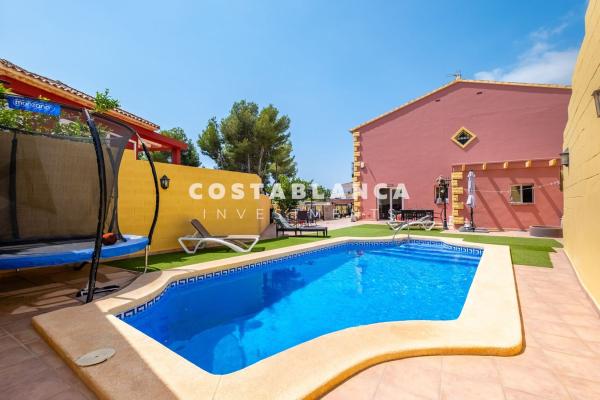 Independent chalet for sale in Casa o chalet en Calle Carrascar de Parcent, Montebello - Nou Espai, La Nucia, La Nucia
 photo 2