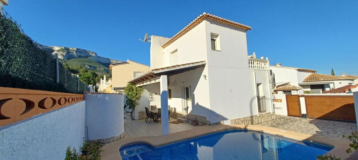 Venta de chalet independiente en Casa o chalet en Calle Lletsó, El Montgó, Denia, Denia
photo 1