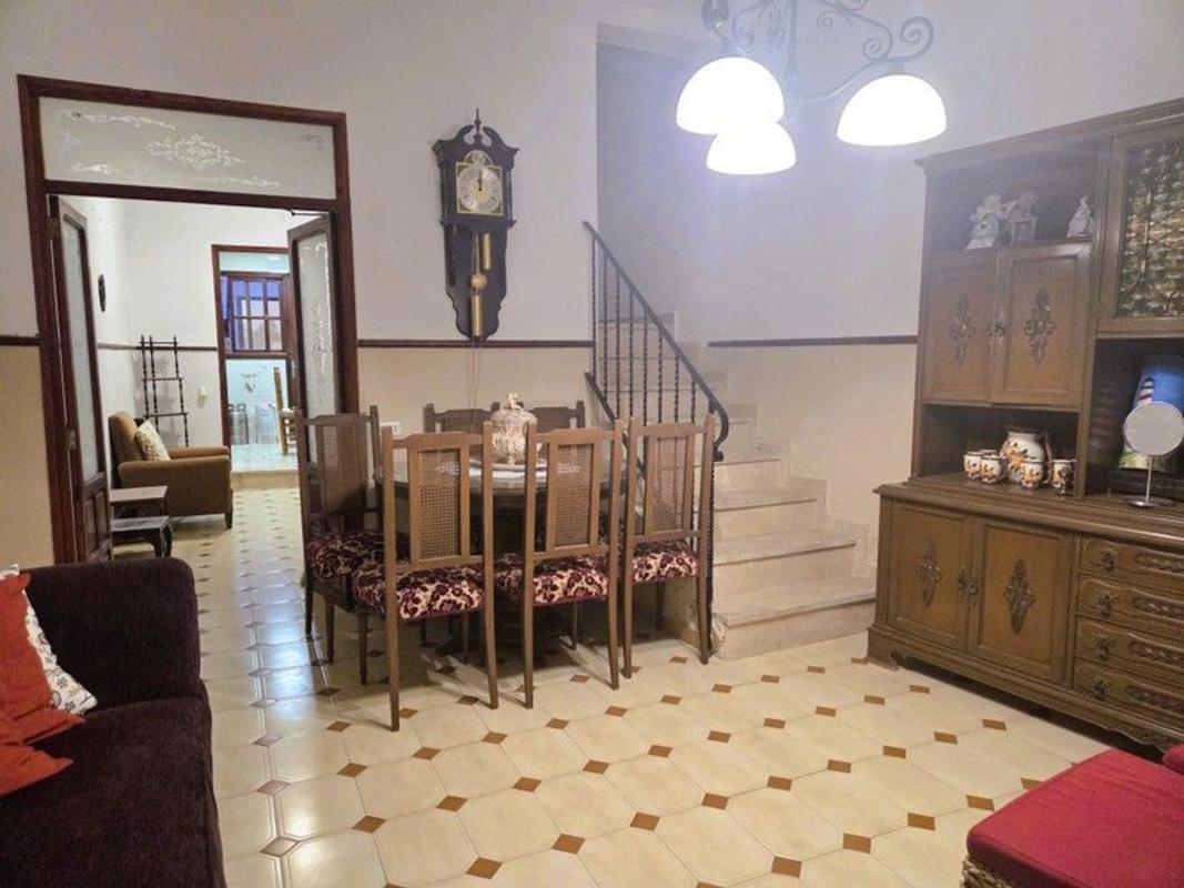 Properties for sale and rent in Spain photo 5