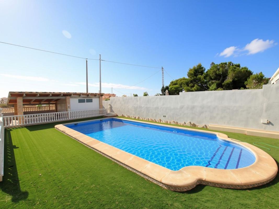 Properties for sale and rent in Spain photo 2