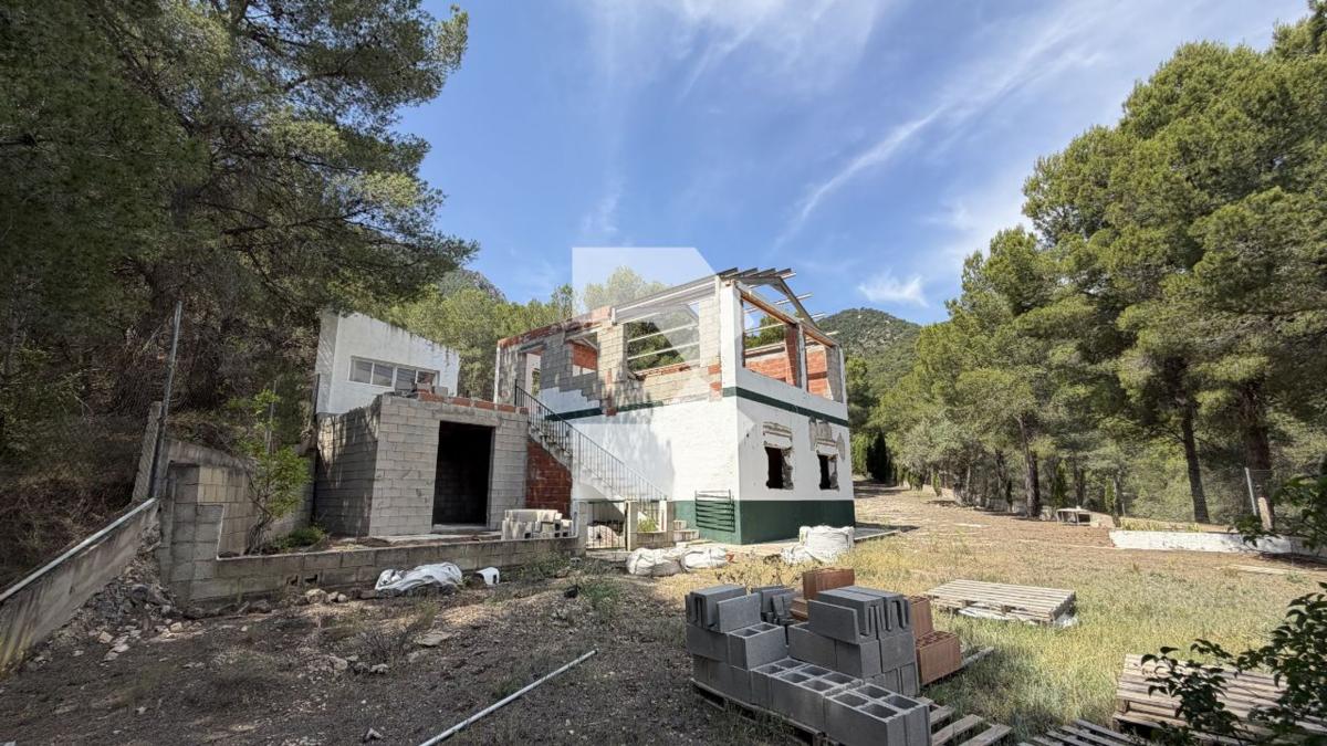 Продажа загородного участка в  Finca rústica en Partida Torrosellas, Tibi , Тиби photo 2