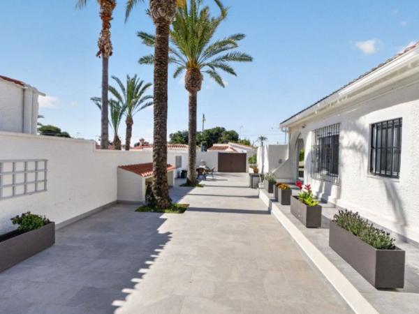 Casa o chalet independiente en Nueva Torrevieja, Torrevieja photo 4