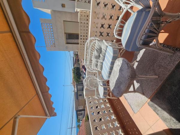 Chalet adosado en Avenida de la Libertad, Guardamar Playa, Guardamar del Segura thumbnail 2