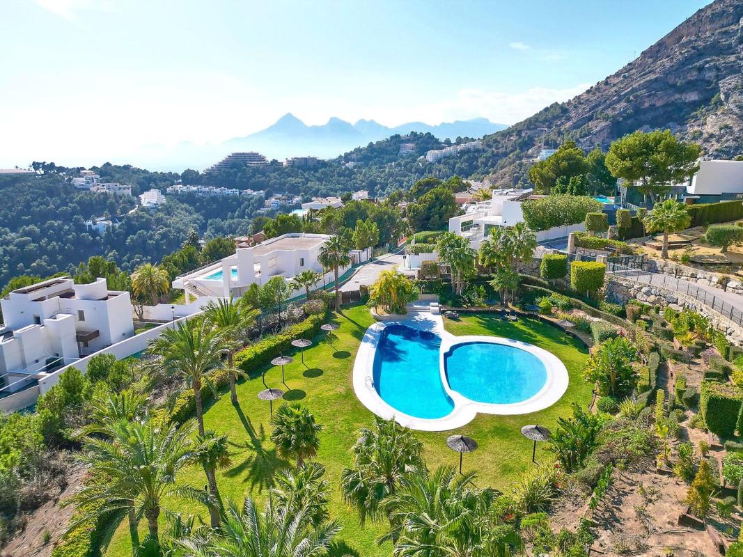 Продажа квартиры на Piso en Zona de Mascarat, Altea, Алтея
 photo 3
