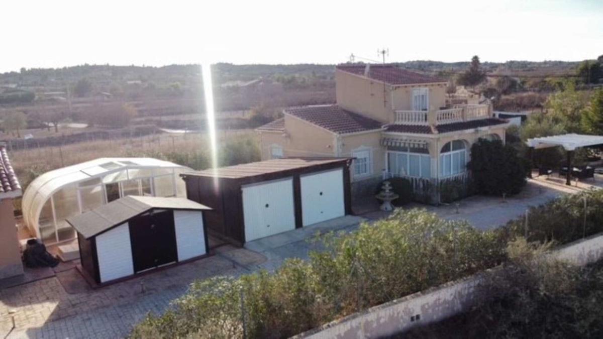 Properties for sale and rent in Spain photo 4