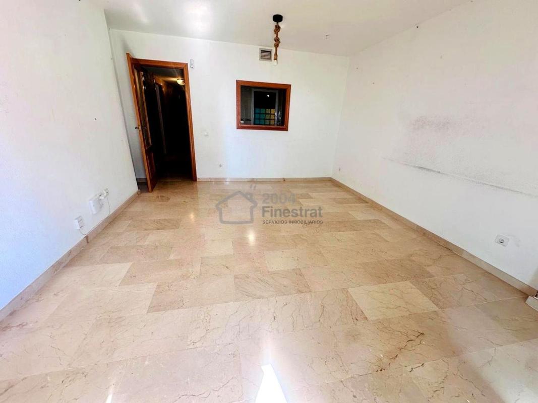 Venta de piso en Piso en Avenida de la Vila Joiosa, Playa de Poniente, Benidorm, Benidorm
photo 5