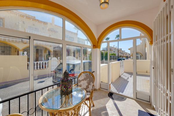 Chalet pareado en Calle Cuerda, 5, Playa Flamenca, Orihuela photo 3