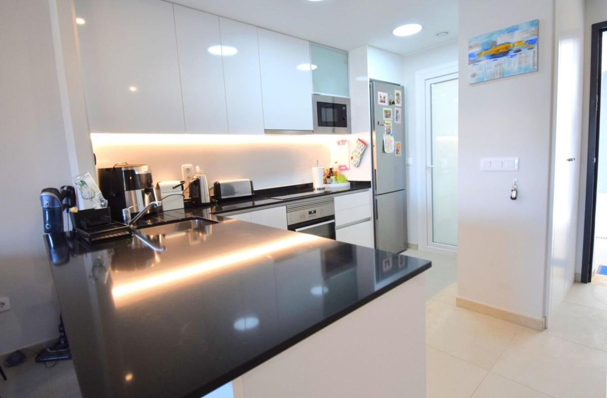 Venta de piso en Piso en Calle Pablo Picasso, Playa Flamenca, Orihuela, Orihuela
photo 5