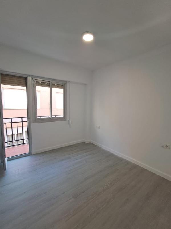 Продажа квартиры на Piso en Calle Mossèn Cirilo Tormo, 8, Barri Eixample, Alcoy / Alcoi, Алкой
photo 4