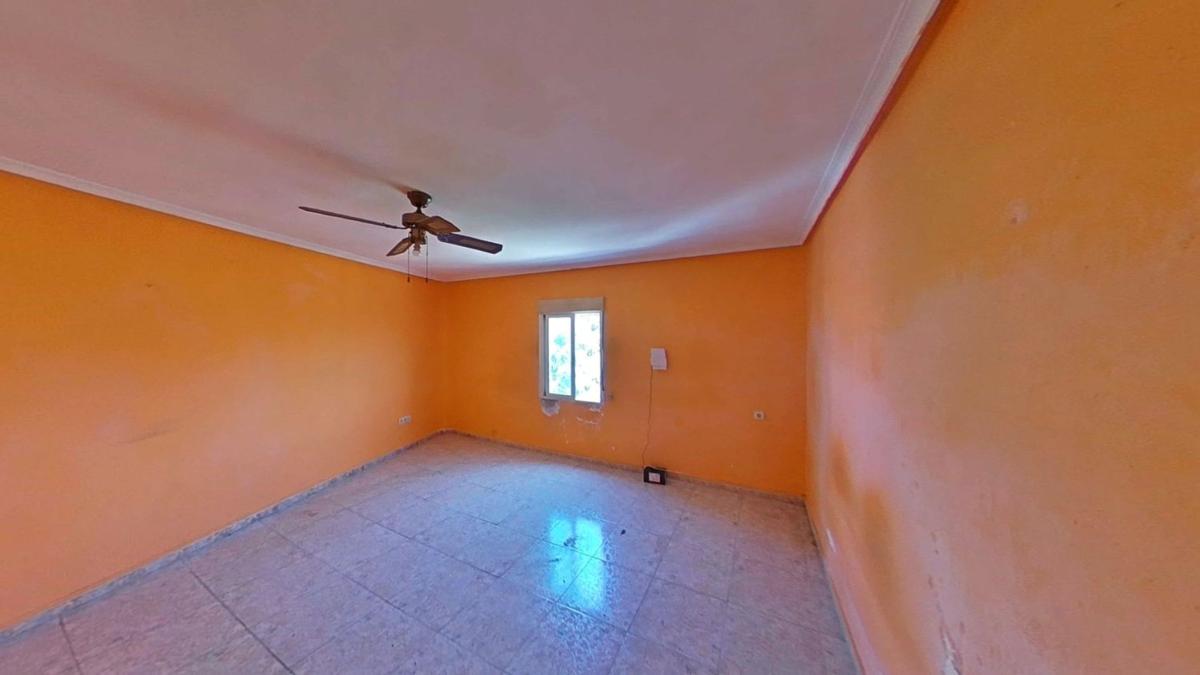 Venta de piso en Piso en Gines Garcia Esquitino, 93, Carrús Este, Elche / Elx, Elche / Elx
 photo 2