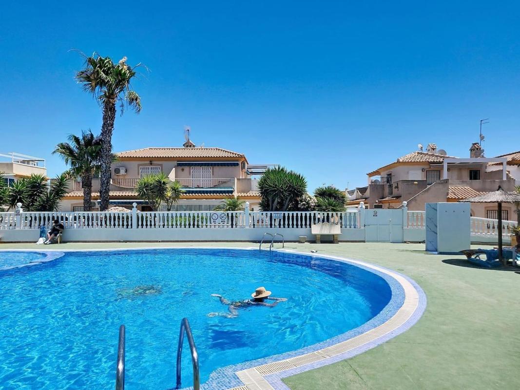 Propiedades en venta y alquiler en España photo 1
