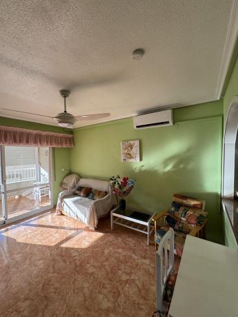 Venta de piso en Piso en Calle San Miguel de Salinas, 21 b, El Acequión, Torrevieja, Torrevieja
 photo 3