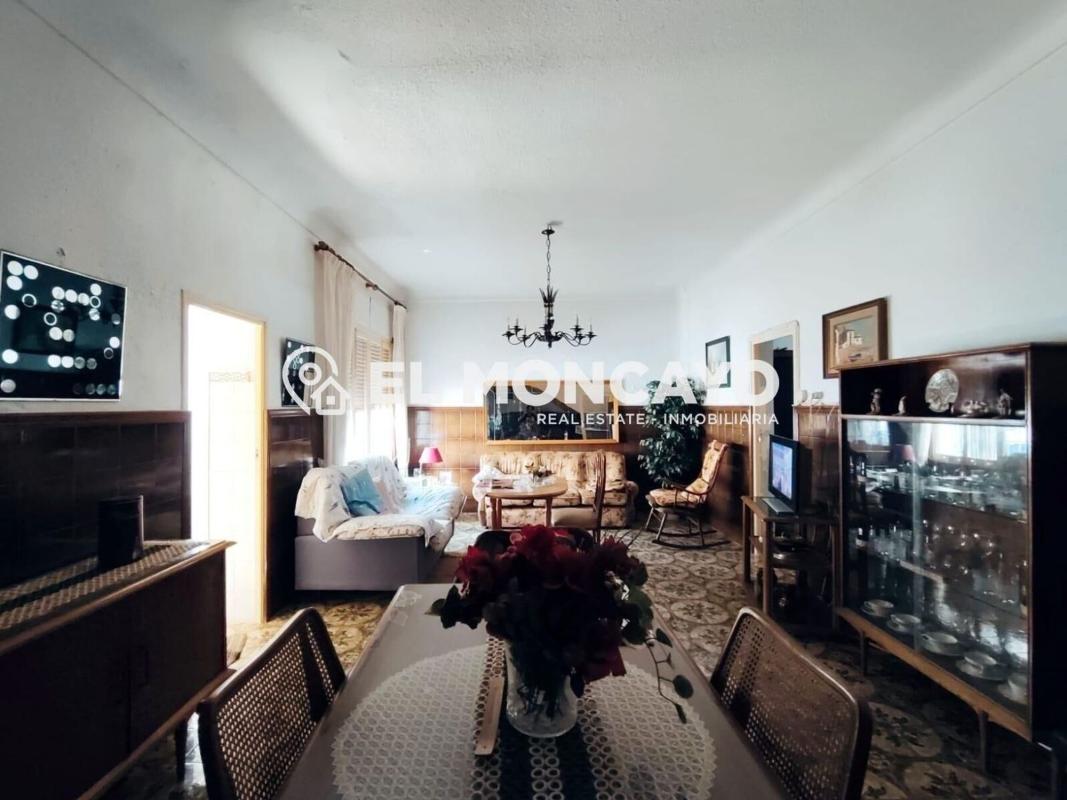 Недвижимость на продажу и в аренду в Испании photo 4