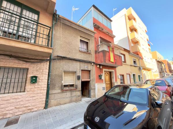 Chalet adosado en Carmen, Centro, San Juan de Alicante photo 1