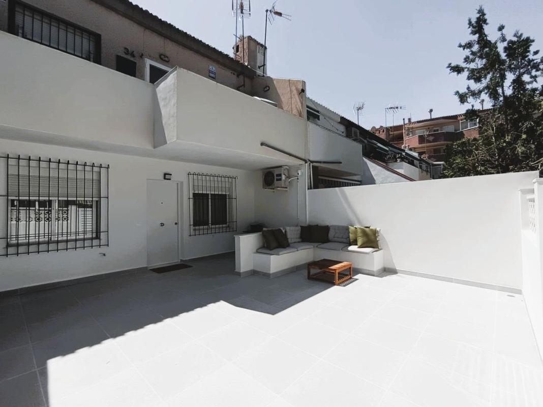Properties for sale and rent in Spain photo 2