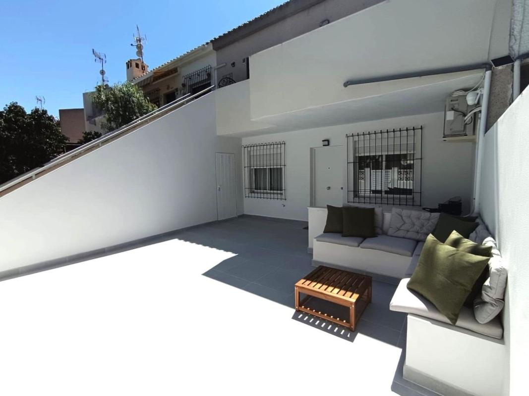 Properties for sale and rent in Spain photo 3