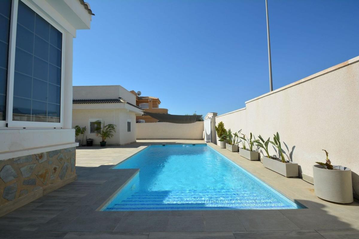 Sale of independent chalet in Casa o chalet en Lo Pepín, Rojales, Rojales
photo 3