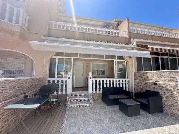 Chalet adosado en Avenida de Málaga, Lo Marabú, Rojales photo 1