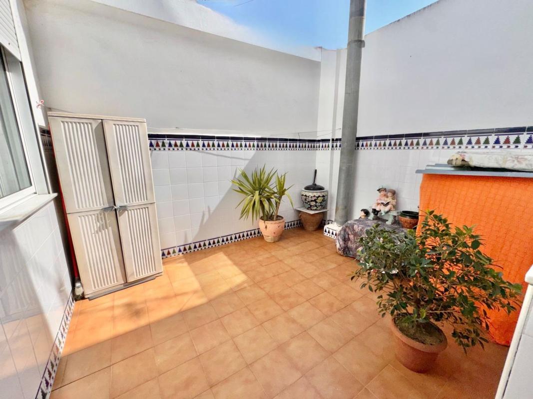 Propiedades en venta y alquiler en España photo 2