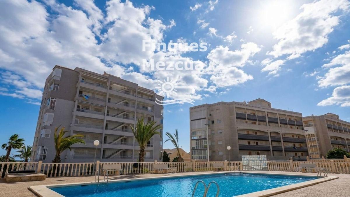 Продажа квартиры на Piso en Calle Islas Baleares, Arenales del Sol, Elche / Elx, Эльче / Эльх
photo 1