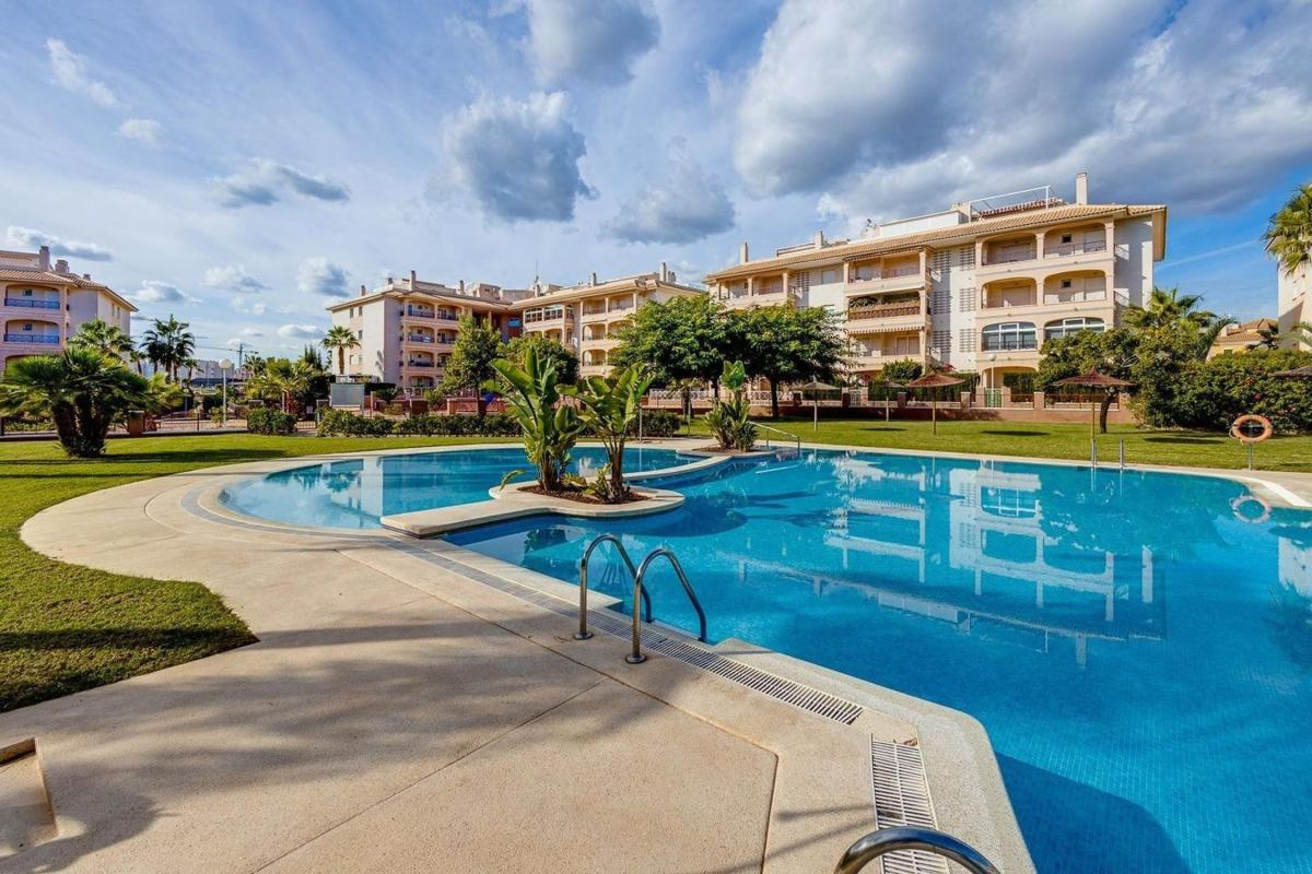 Sale of apartment in Piso en J-1 p Flamenca Norte s/n, Playa Flamenca, Orihuela, Orihuela
photo 1