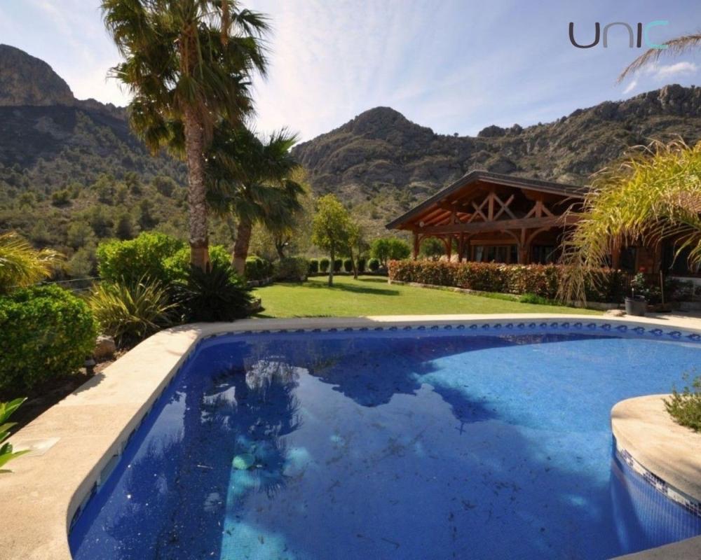 Properties for sale and rent in Spain photo 2