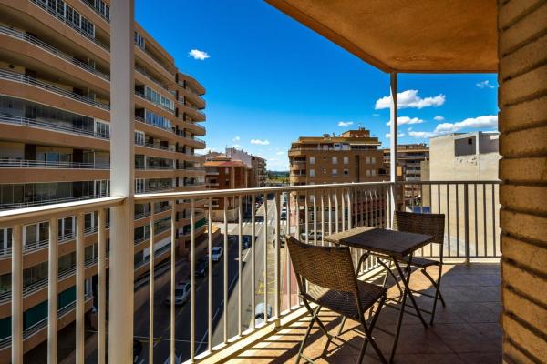 Sale of flat in Piso en Calle de la Purificación, Gaspar Perrelló, Torrevieja, Torrevieja
thumbnail 1