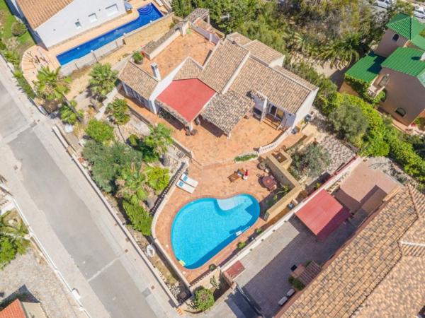 Casa o chalet independiente en Calle Ginebra, Pueblo Español - Coveta Fumá, El Campello photo 2