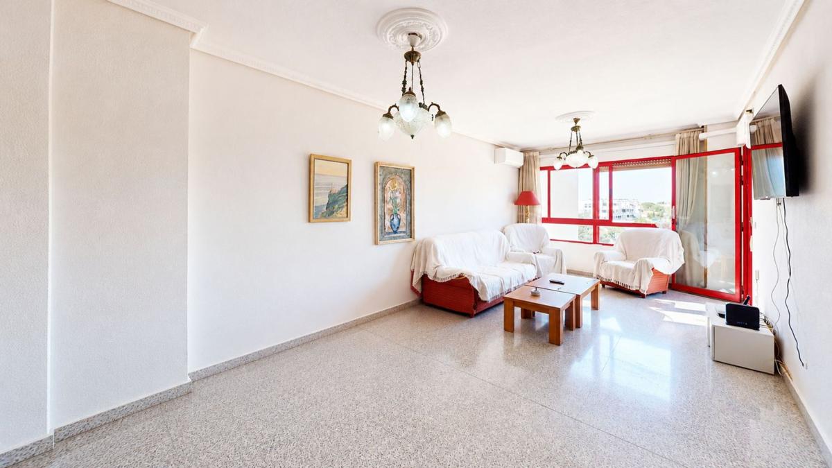 Sale of apartment in Piso en Calle Cervantes, Centro, San Juan de Alicante, San Juan de Alicante
photo 2