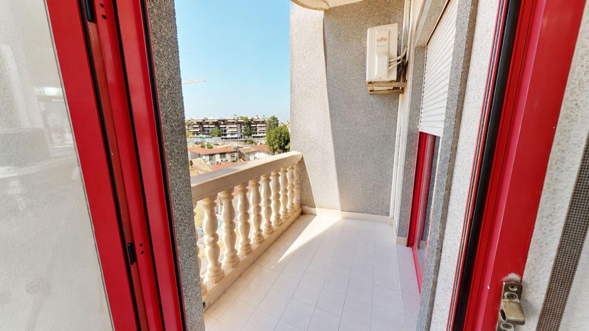 Sale of apartment in Piso en Calle Cervantes, Centro, San Juan de Alicante, San Juan de Alicante
photo 5