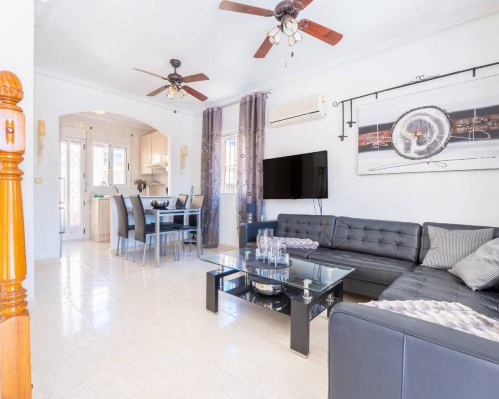 Properties for sale and rent in Spain photo 4