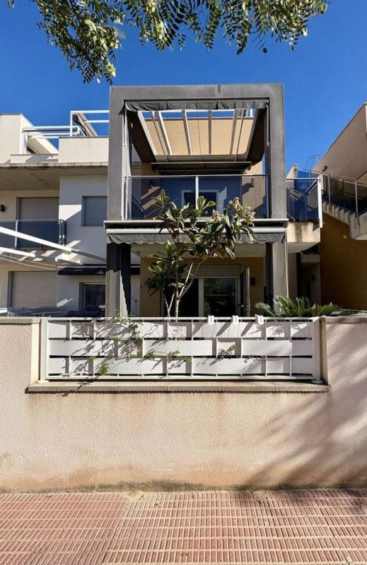 Sale of apartment in Piso en Urbanizaciones, Guardamar del Segura, Guardamar del Segura
photo 1