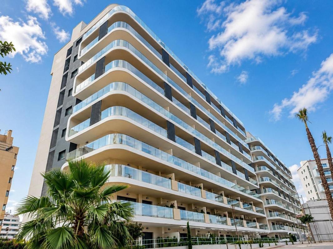Sale of apartment in Piso en Calle Violoncellista Vicente Perello, PAU 5, Alicante / Alacant, Alicante
photo 3