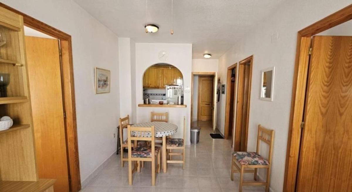 Sale of apartment in Piso en El Acequión, Torrevieja, Torrevieja
photo 2