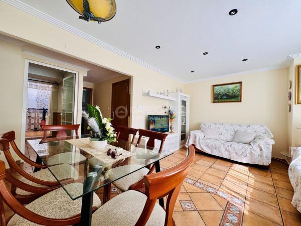 Sale of flat in Piso en Calle José Salvetti, La Florida, Alicante / Alacant, Alicante
thumbnail 2