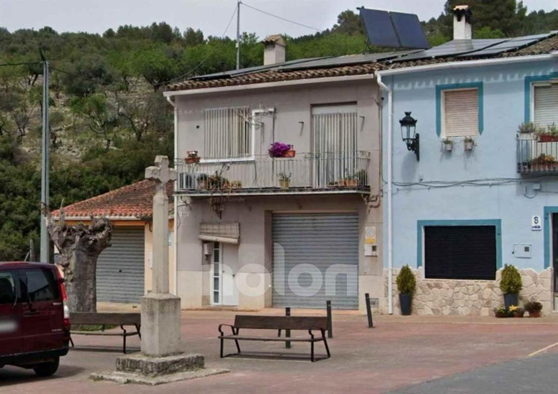 Propiedades en venta y alquiler en España photo 4