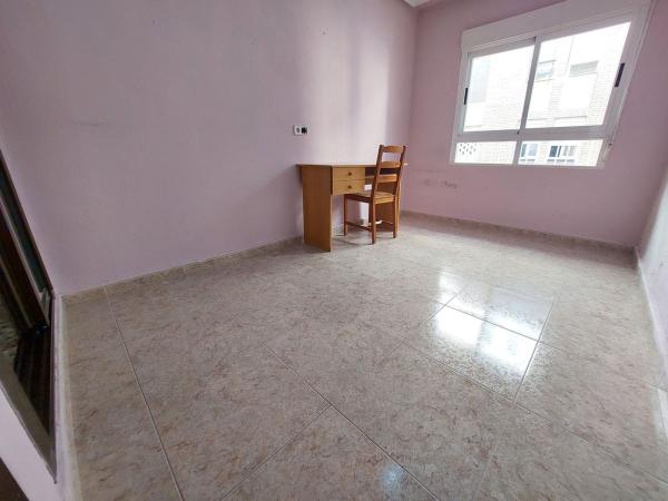 Sprzedaż mieszkania w Piso en Miguel Hernandez, 132, Las Viñas, Guardamar del Segura, Guardamar del Segura
 photo 4