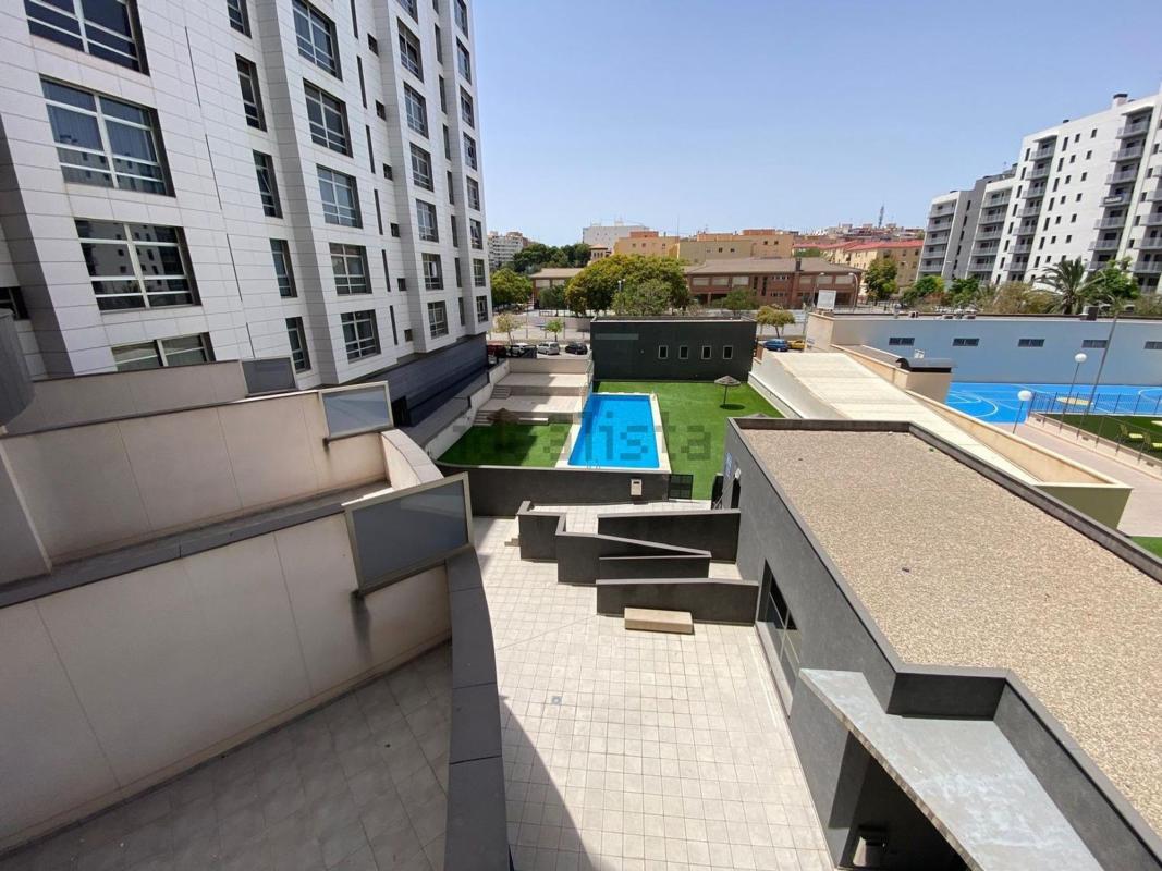 Venta de piso en Piso en Vicente Alexandre, Benisaudet, Alicante / Alacant, Alicante / Alacant
photo 2